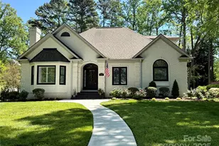 105 Beach Ln, Mooresville, NC 28117 - Photo 1