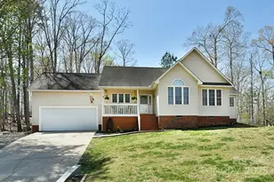 623 Roxboro Dr, Mount Gilead, NC 27306 - Photo 1