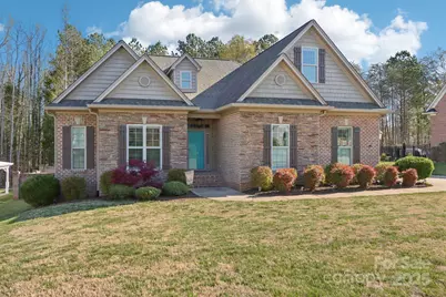 304 Wintergreen Court, Kings Mountain, NC 28086 - Photo 1