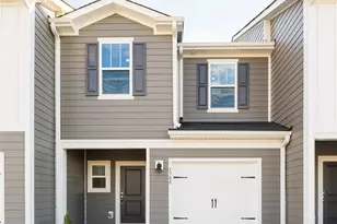 4329 Summit Woods Dr, Charlotte, NC 28216 - Photo 1