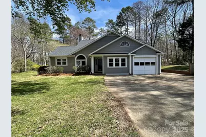 104 Edgewater Drive NW, Concord, NC 28027 - Photo 1