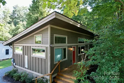 710 Rhododendron Avenue, Black Mountain, NC 28711 - Photo 1