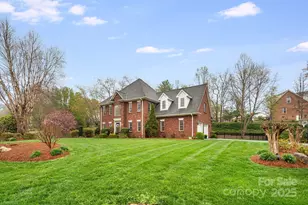 201 Springwood Dr NE, Valdese, NC 28690 - Photo 1