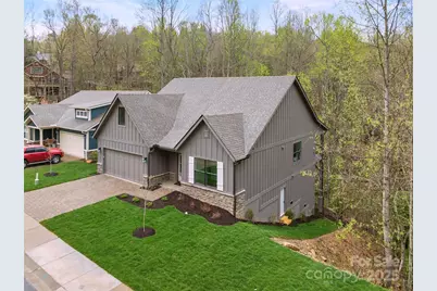 31 Hogans View Circle, Hendersonville, NC 28739 - Photo 1