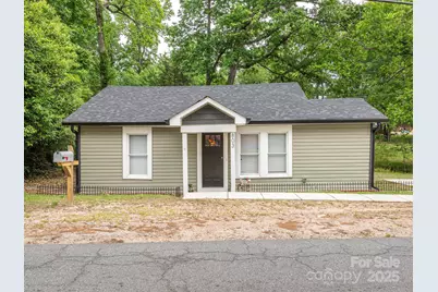 803 E 13th Street, Kannapolis, NC 28083 - Photo 1