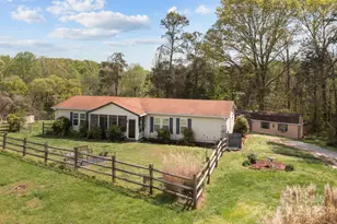 335 Ridgewood Dr, Mount Ulla, NC 28125 - Photo 1