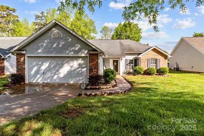 909 Jordans Pond Lane, Charlotte, NC 28214 - Photo 1