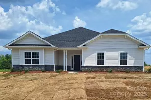 228 Mountain Island Dr, Statesville, NC 28677 - Photo 1