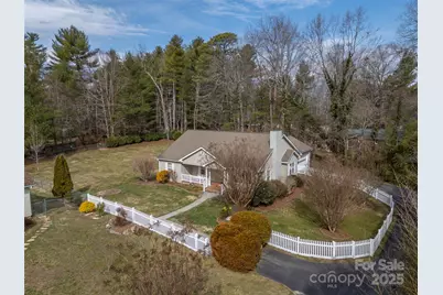 103 Sinclair Lane, Hendersonville, NC 28739 - Photo 1