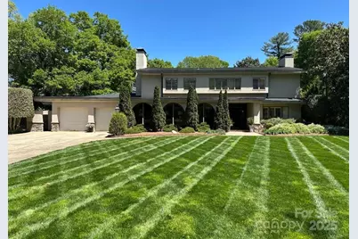 1816 5th Street NW, Hickory, NC 28601 - Photo 1