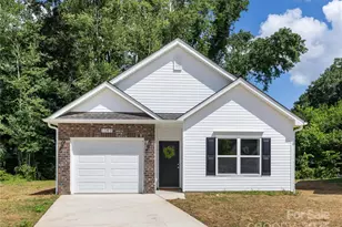 1149 Thayer Gln Ct, Charlotte, NC 28213 - Photo 1