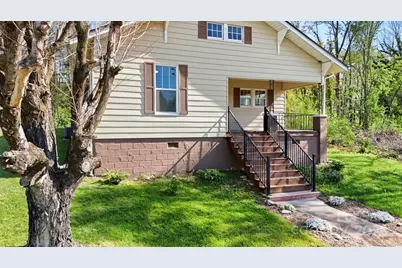 1211 College Avenue SW, Lenoir, NC 28645 - Photo 1