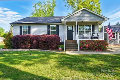 303 Caroline Avenue, Lowell, NC 28098 - Photo 1