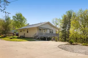 332 Cherrywood Cir, Hayesville, NC 28904 - Photo 1