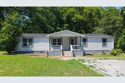 141 Lewis Street, Mount Gilead, NC 27306 - Photo 1