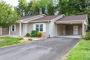 505 2nd St Pl NE, Conover, NC 28613 - Photo 1