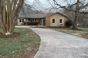 3498 Yorkland Dr, Hickory, NC 28601 - Photo 1