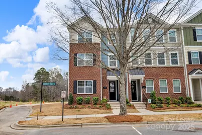 16764 Summers Walk Boulevard, Davidson, NC 28036 - Photo 1