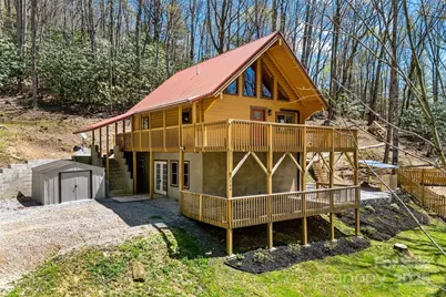 580 Red Dirt Road, Newland, NC 28652 - Photo 1