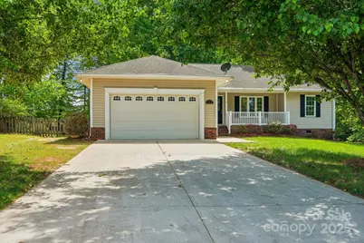 185 Hunters Point Drive, Rockwell, NC 28138 - Photo 1