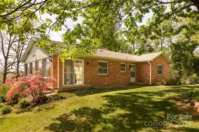 147 W Oakview Road, Asheville, NC 28806 - Photo 1