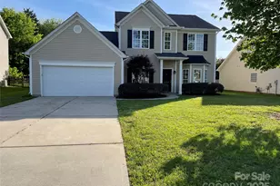 10923 Amherst Glen Dr, Charlotte, NC 28213 - Photo 1