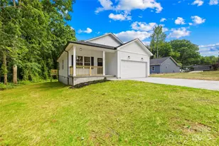 404 S Greenbriar Rd, Statesville, NC 28625 - Photo 1