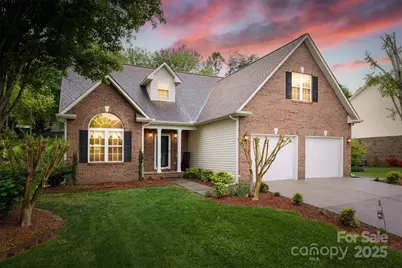 2478 23rd Street NE, Hickory, NC 28601 - Photo 1