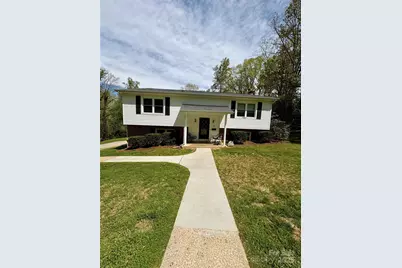 1130 Pinebrook Avenue SE, Valdese, NC 28690 - Photo 1