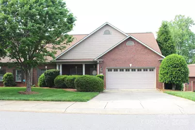 712 3rd Street NE, Conover, NC 28613 - Photo 1