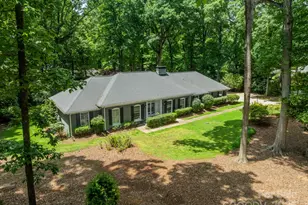 532 Courtney Ln, Matthews, NC 28105 - Photo 1