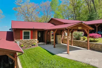 927 Henry Dingus Way, Maggie Valley, NC 28751 - Photo 1