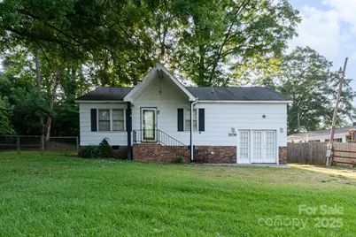 1108 Old Dallas Highway, Dallas, NC 28034 - Photo 1