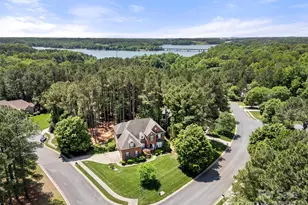 221 Silver Cliff Dr, Mount Holly, NC 28120 - Photo 1