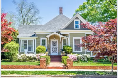 116 N Mulberry Street, Statesville, NC 28677 - Photo 1