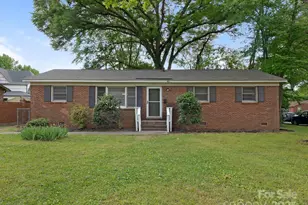 1100 Clawson Ct, Charlotte, NC 28209 - Photo 1