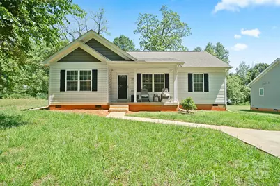 1013 Old Charlotte Road, Statesville, NC 28677 - Photo 1