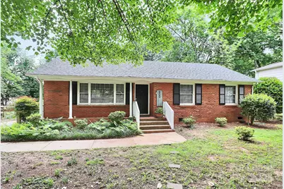 600 Deer Creek Drive, Matthews, NC 28105 - Photo 1