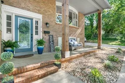 1110 16th Avenue Place NW, Hickory, NC 28601 - Photo 1