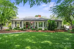 404 N Laurel St, Lincolnton, NC 28092 - Photo 1