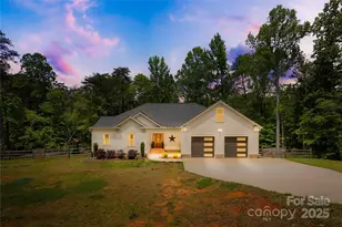 5615 American Way, Denver, NC 28037 - Photo 1