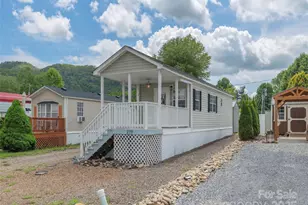 219 Pike Point, Waynesville, NC 28785 - Photo 1