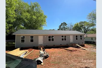 105 and 107 W F Street, Newton, NC 28658 - Photo 1