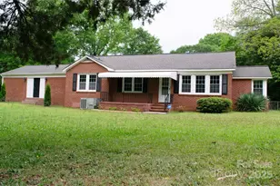 925 Grace Ave, Lancaster, SC 29720 - Photo 1