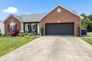 1759 NW Pipers Ridge Circle, Conover, NC 28613 - Photo 1