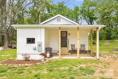 145 Avery Street, Waynesville, NC 28786 - Photo 1