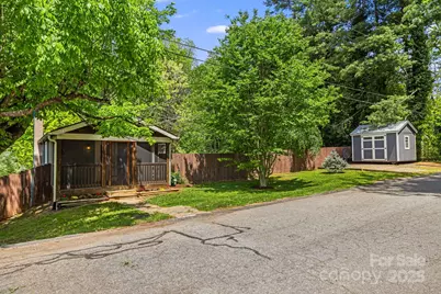 25 Winnfred Street, Asheville, NC 28806 - Photo 1