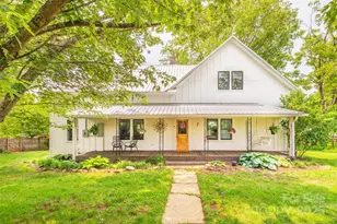 564 Jupiter Rd, Weaverville, NC 28787 - Photo 1