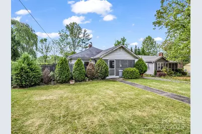 616 Ray Avenue, Hendersonville, NC 28792 - Photo 1