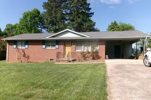 2583 Robinson Rd, Newton, NC 28658 - Photo 1